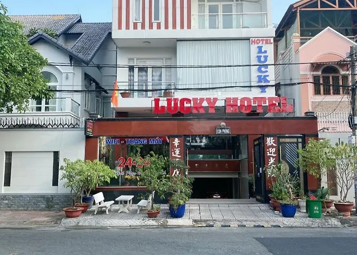 Lucky Hotel
